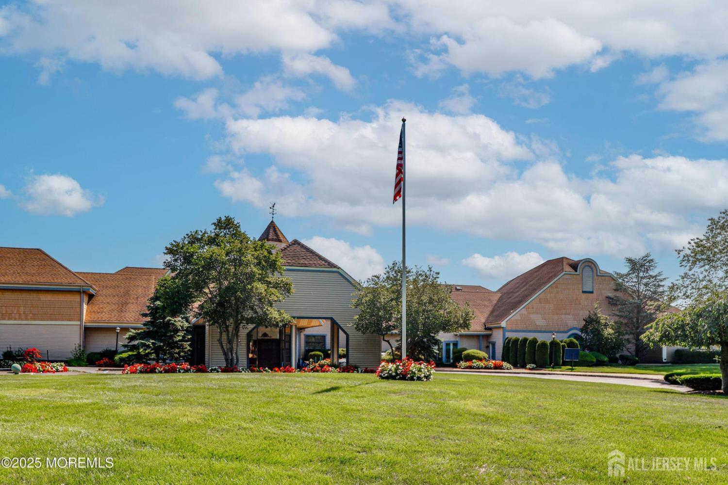 8 Benjamin Franklin Drive, Monroe, NJ, 08831