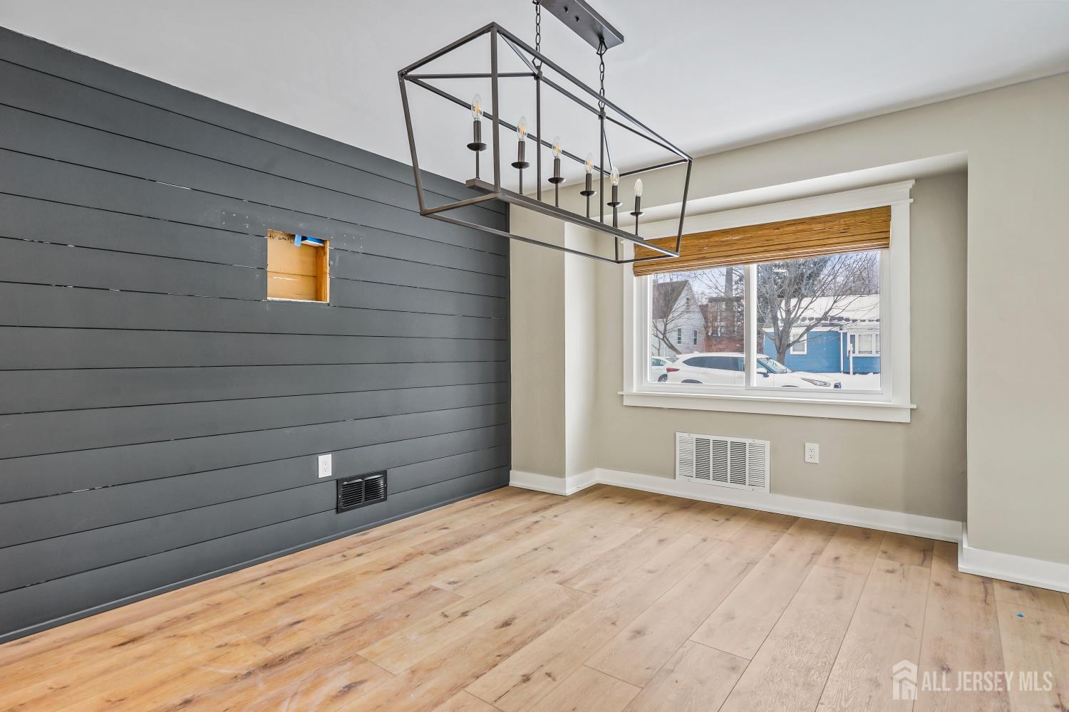 820 front Street, Dunellen, NJ, 08812 820 front Street, Dunellen, NJ, 08812