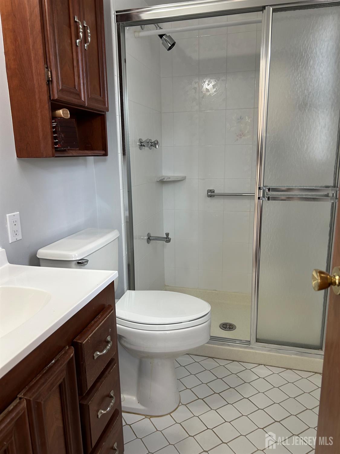 5 Downing Drive, East Brunswick, NJ, 08816