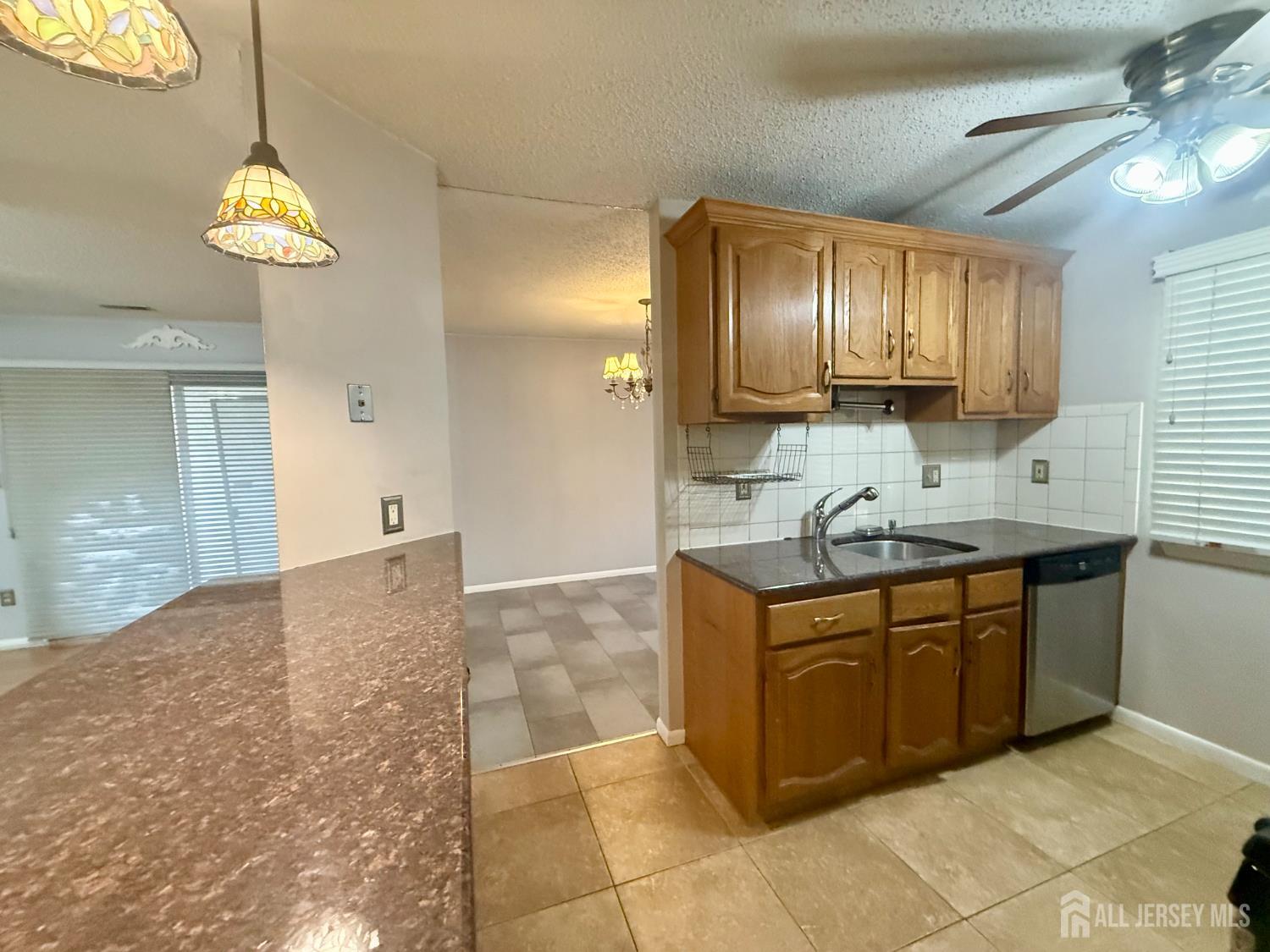 1 Carriage Place, Edison, NJ, 08820 1 Carriage Place, Edison, NJ, 08820