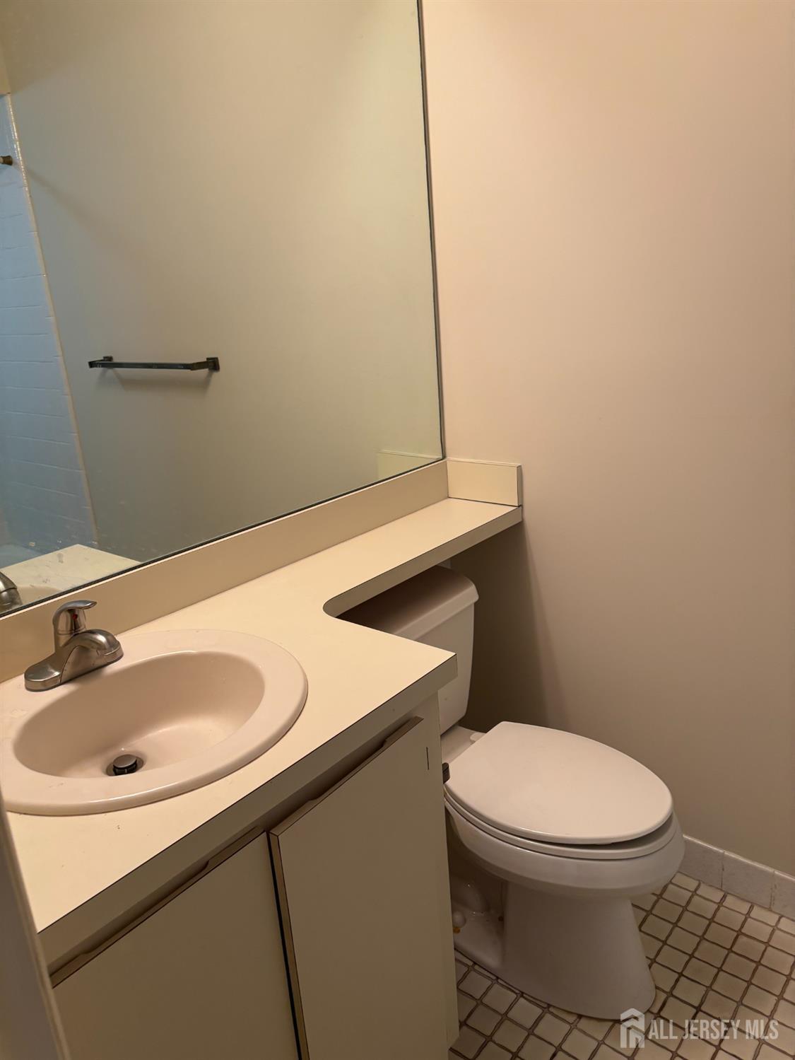 92 Heather, Edison, NJ, 08820