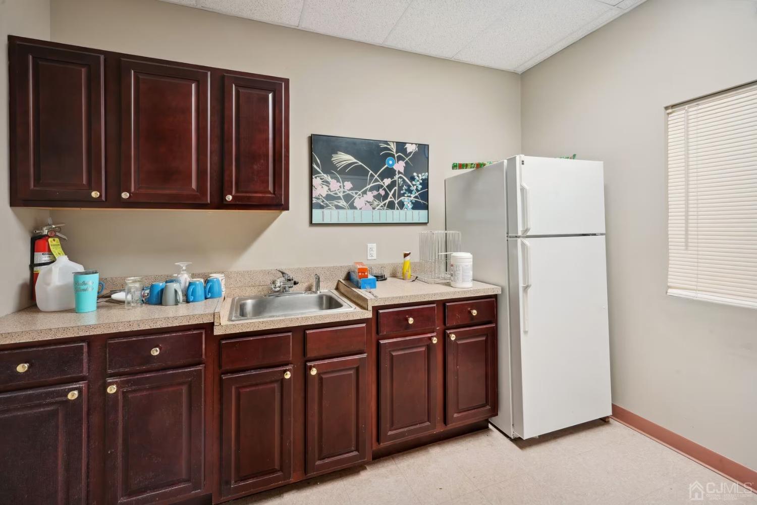 1374 White Horse Hamilton Square, Hamilton, NJ, 08619