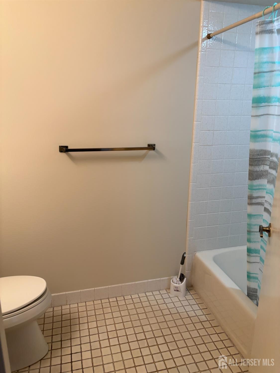 92 Heather, Edison, NJ, 08820