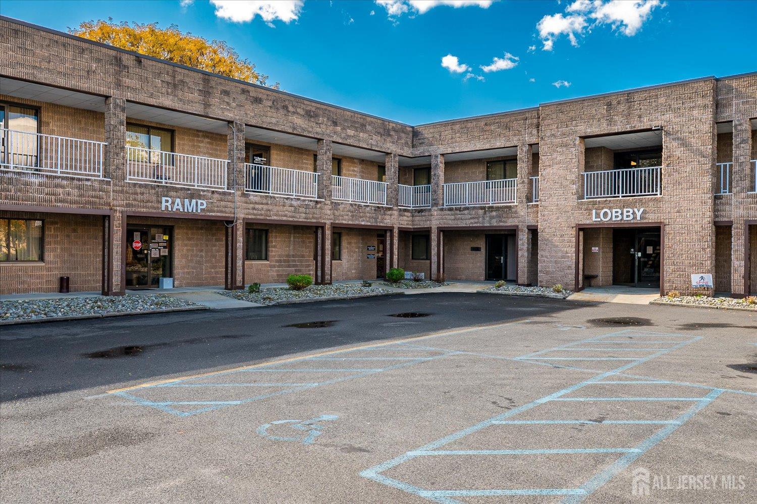 1065 Amboy, Edison, NJ, 08817