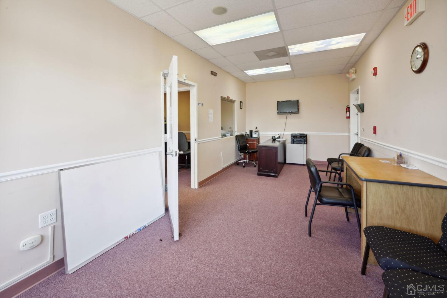 1374 White Horse Hamilton Square, Hamilton, NJ, 08619