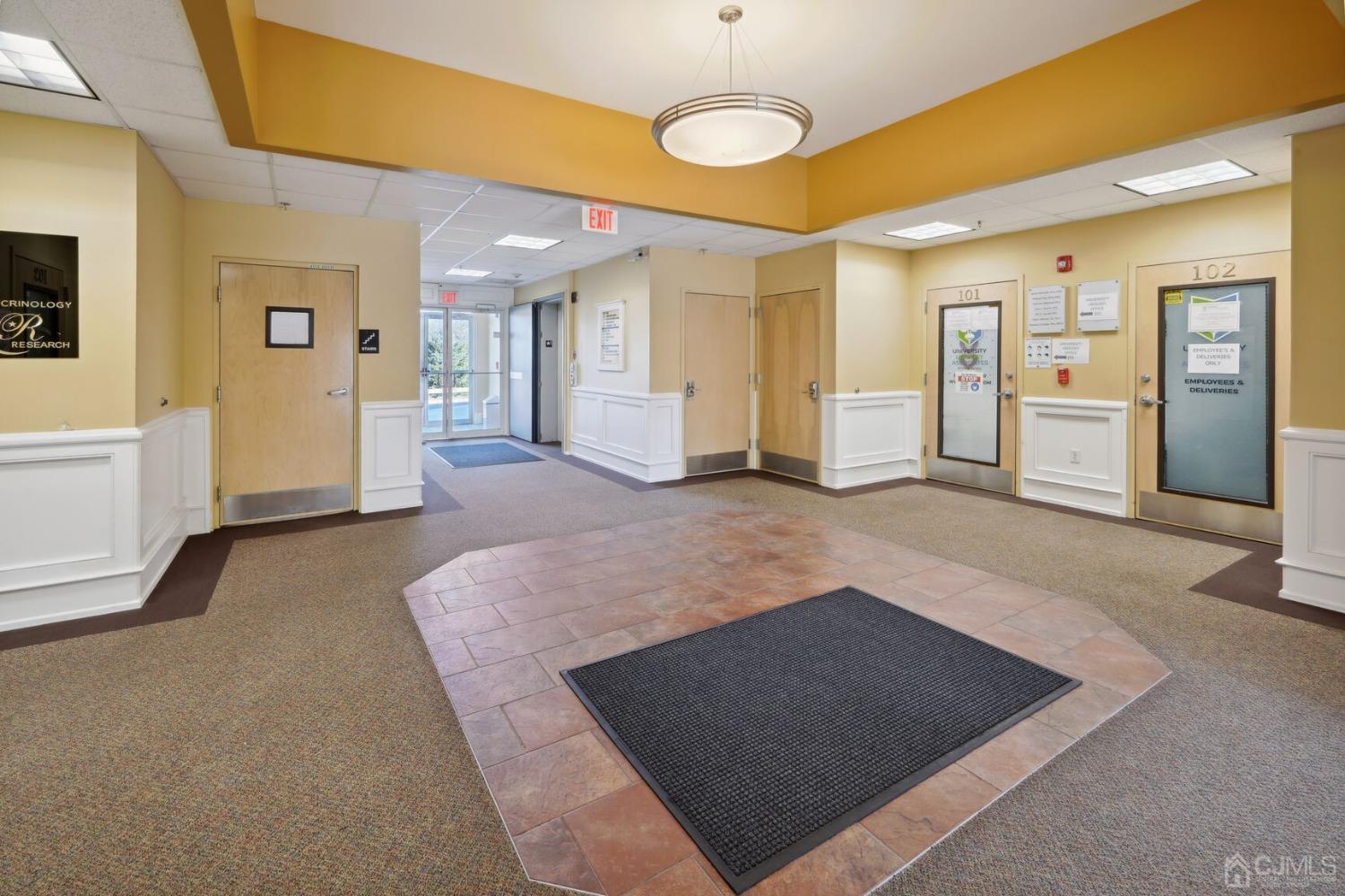 1374 White Horse Hamilton Square, Hamilton, NJ, 08619