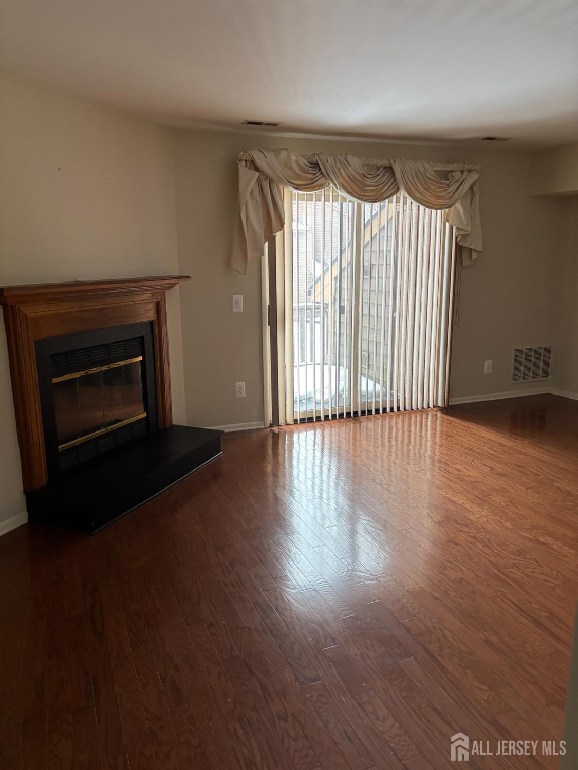 92 Heather, Edison, NJ, 08820