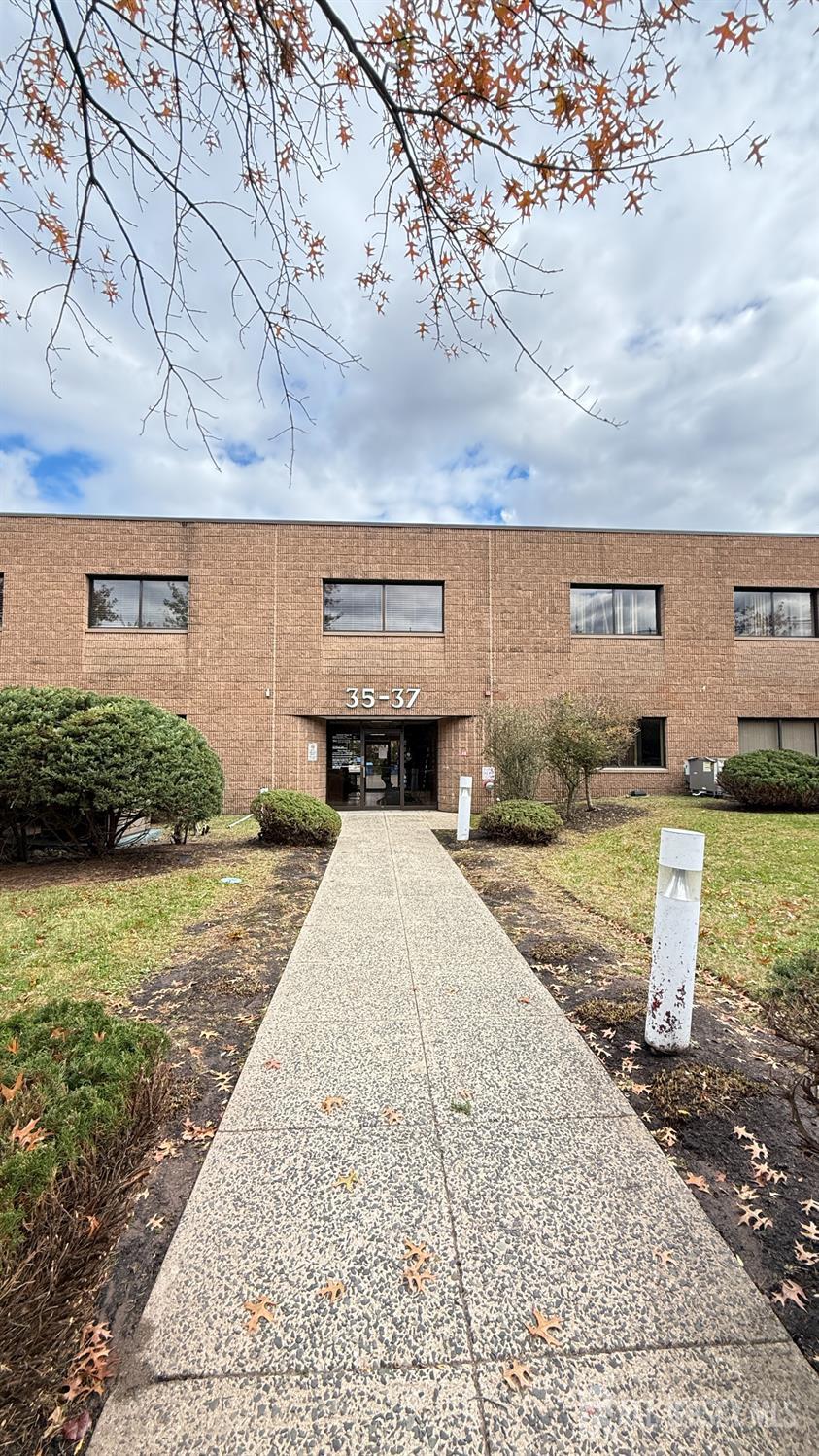 Homes for Sale in Edison, NJ