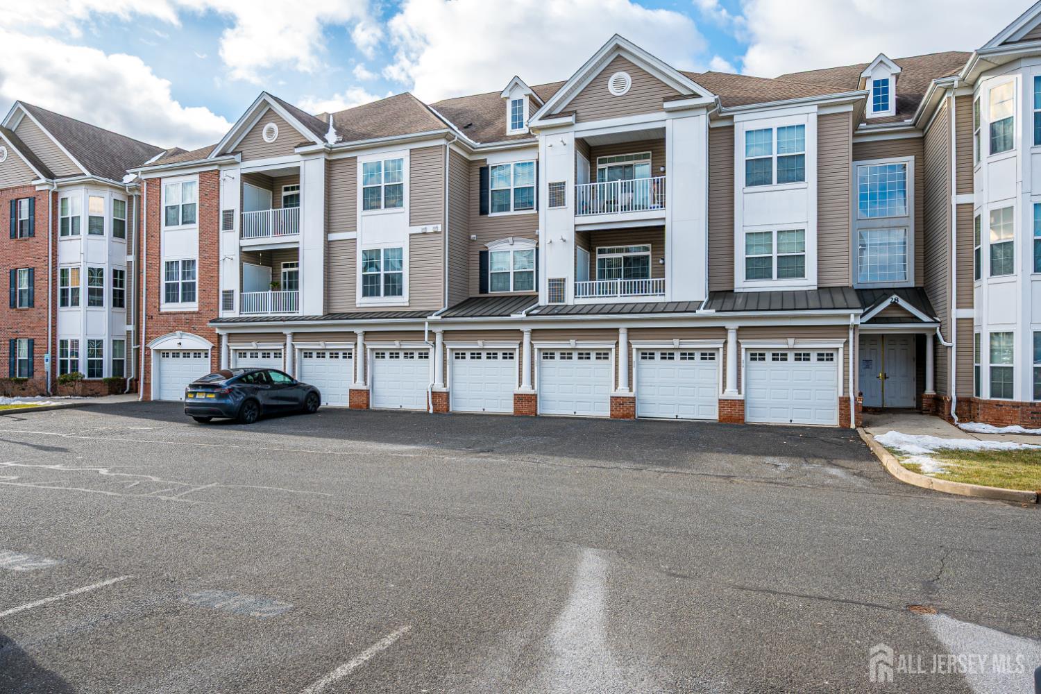 Homes for Sale in Edison, NJ