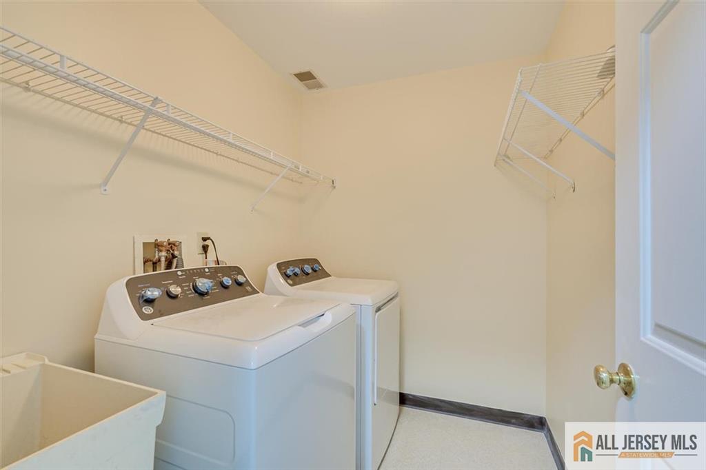 401 Pheasant Run, South Brunswick, NJ, 08852