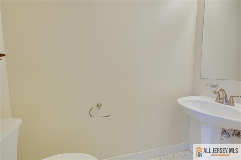 401 Pheasant Run, South Brunswick, NJ, 08852