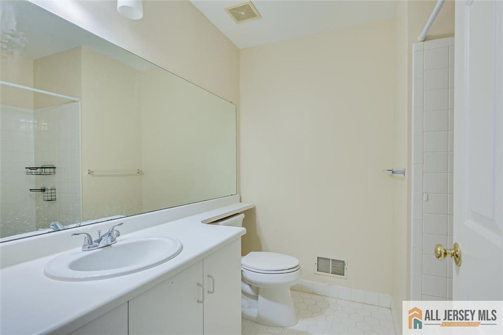 401 Pheasant Run, South Brunswick, NJ, 08852