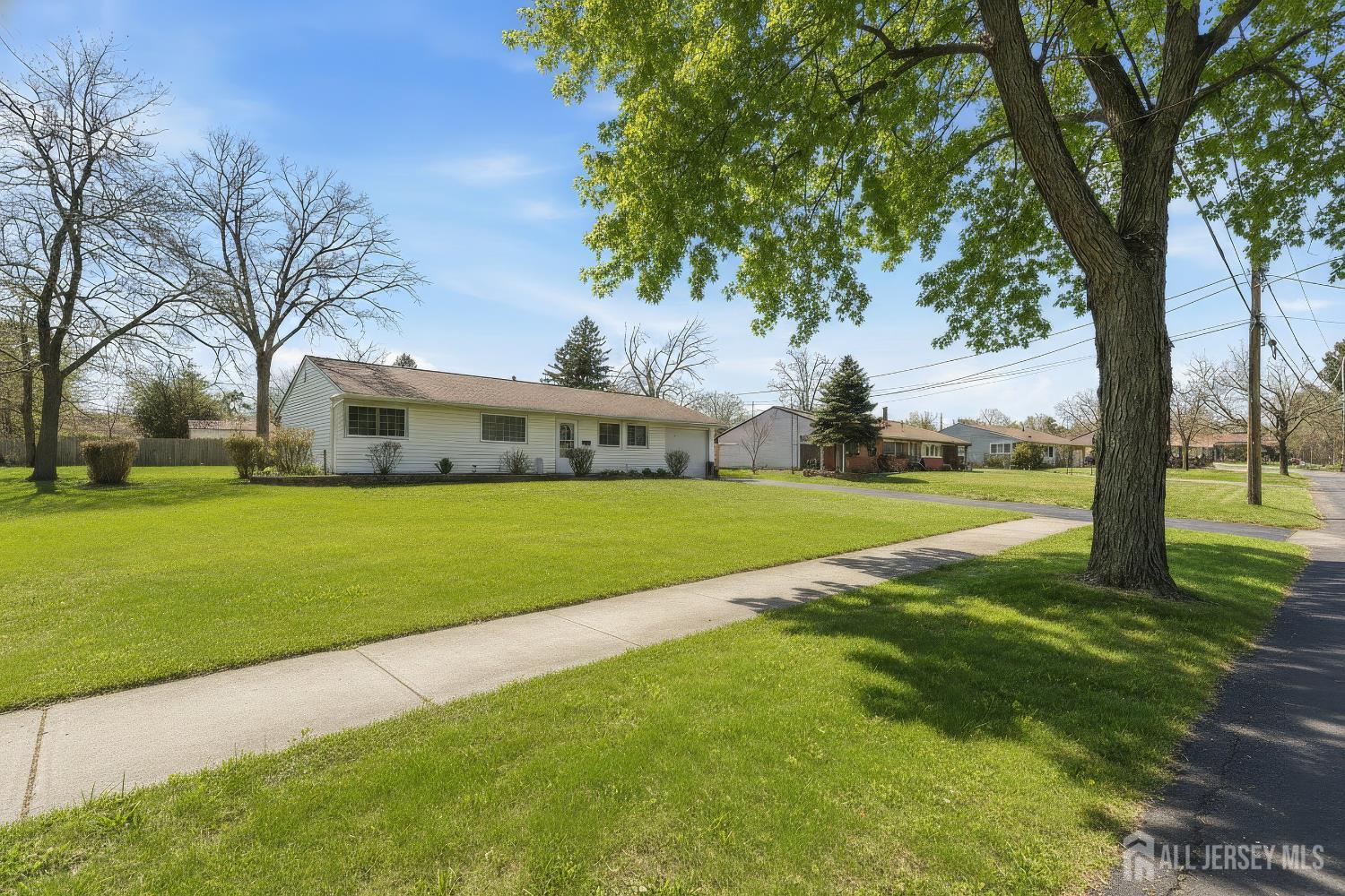 Homes for Sale in South Brunswick, NJ