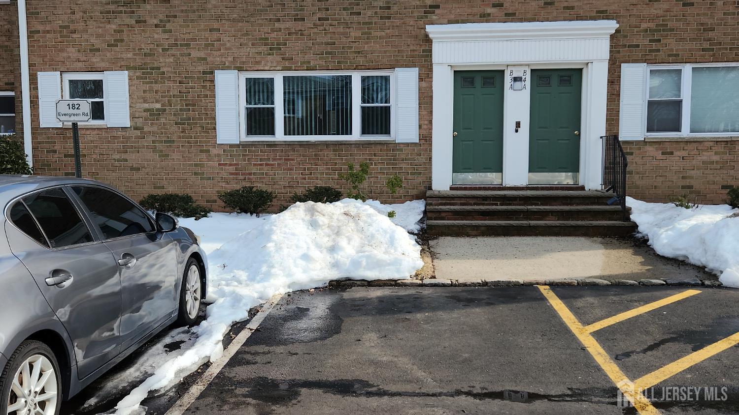 Homes for Sale in Edison, NJ