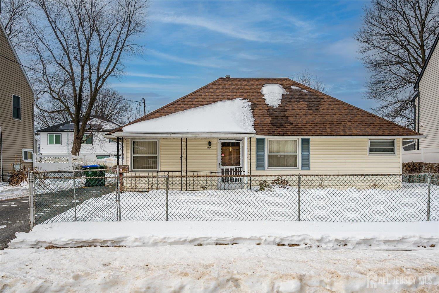 Homes for Sale in Edison, NJ