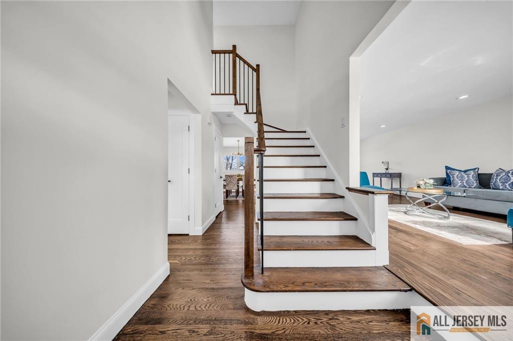 27 Sheppard, Edison, NJ, 08817