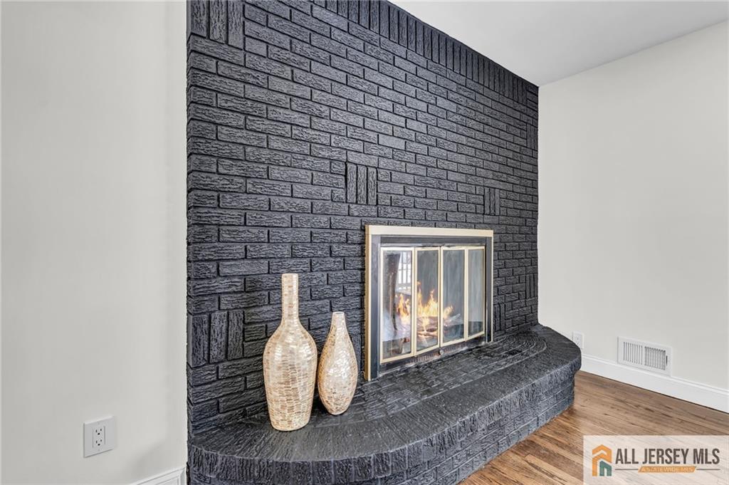 27 Sheppard, Edison, NJ, 08817