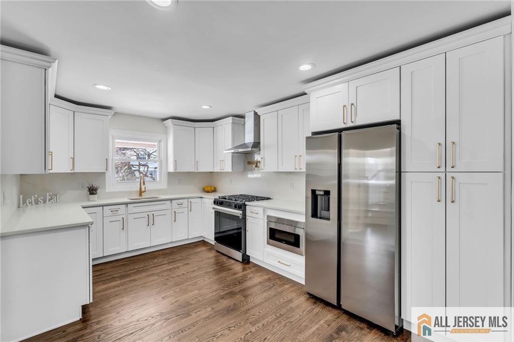 27 Sheppard, Edison, NJ, 08817