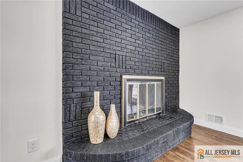 27 Sheppard, Edison, NJ, 08817