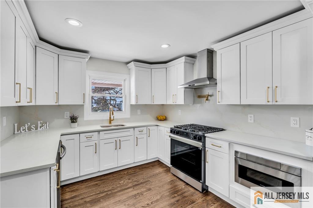 27 Sheppard, Edison, NJ, 08817