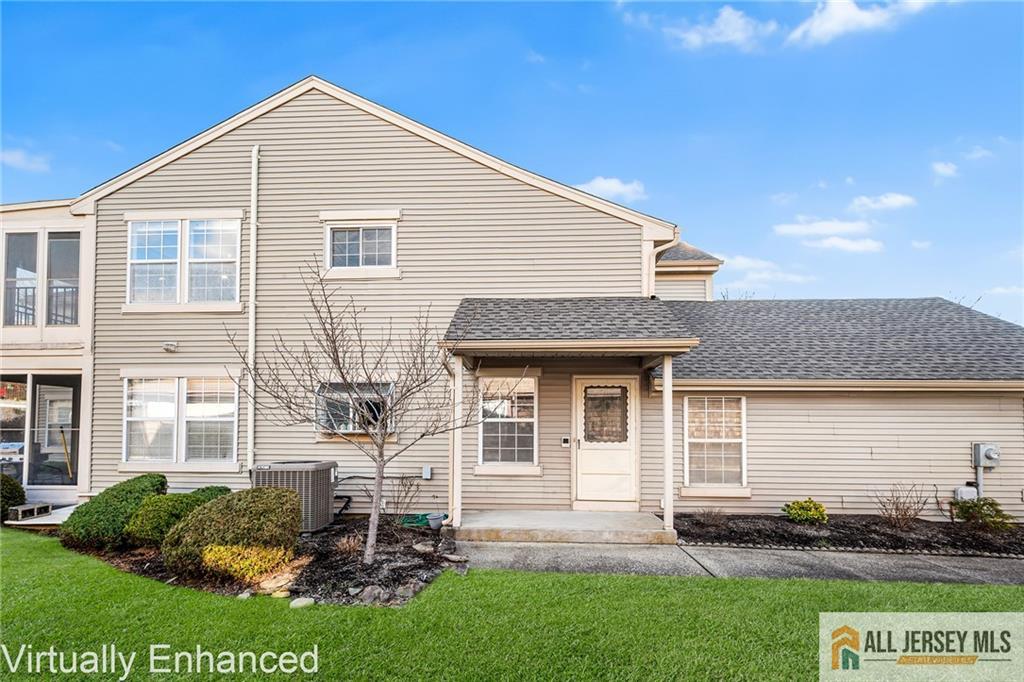 8 Benjamin Franklin Drive, Monroe, NJ, 08831