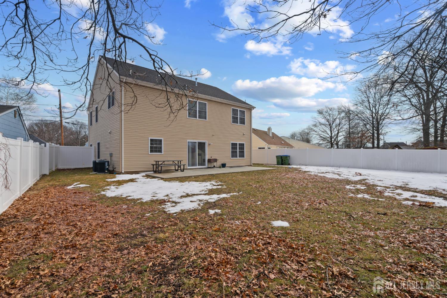 7 Dobson, Edison, NJ, 08817