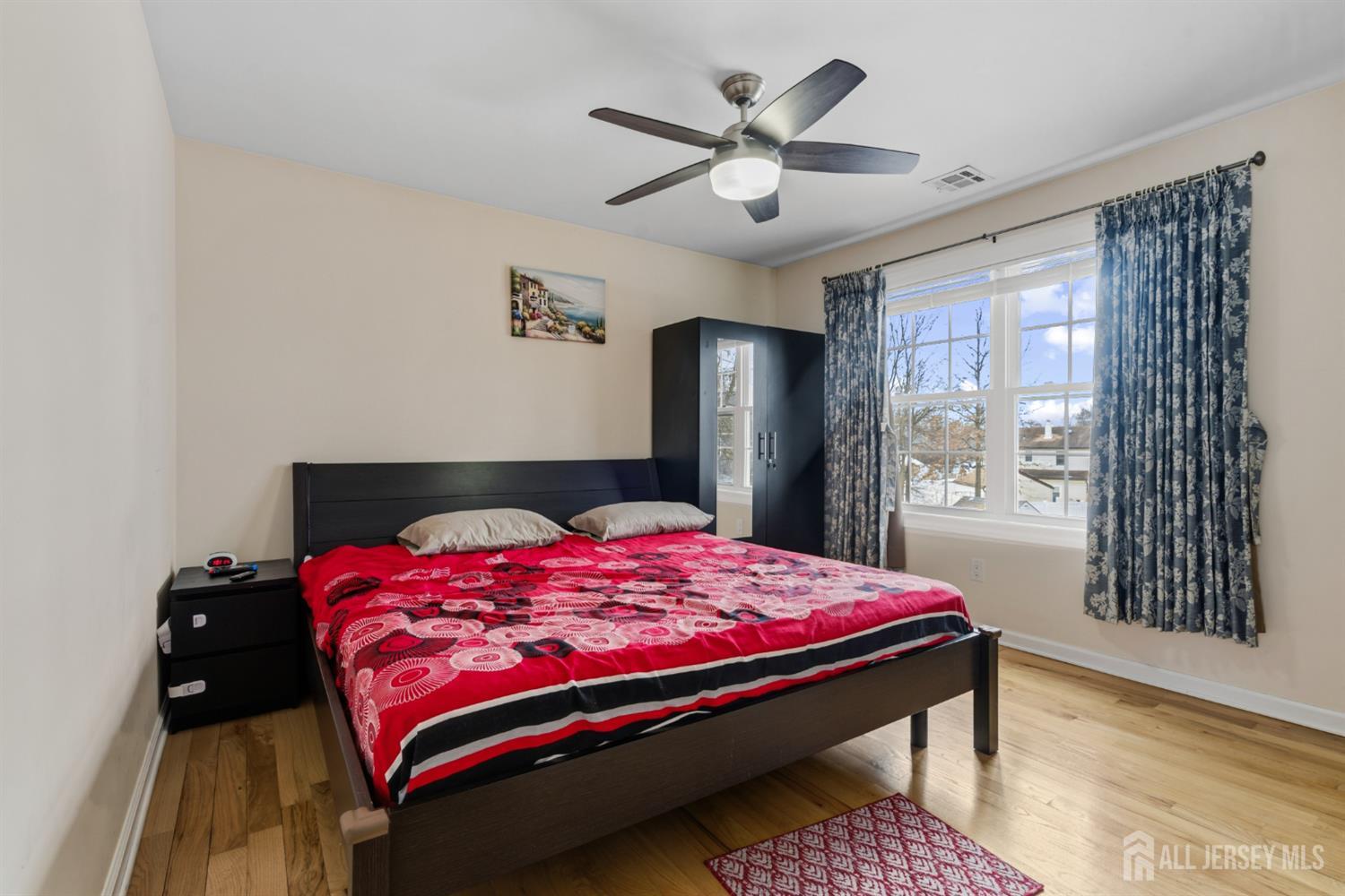 7 Dobson, Edison, NJ, 08817