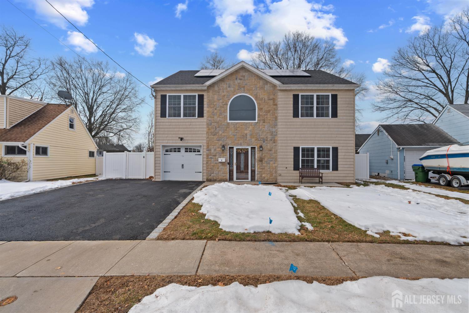 7 Dobson, Edison, NJ, 08817