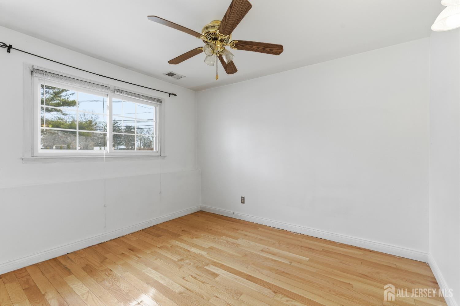 6 Cherry, Edison, NJ, 08817