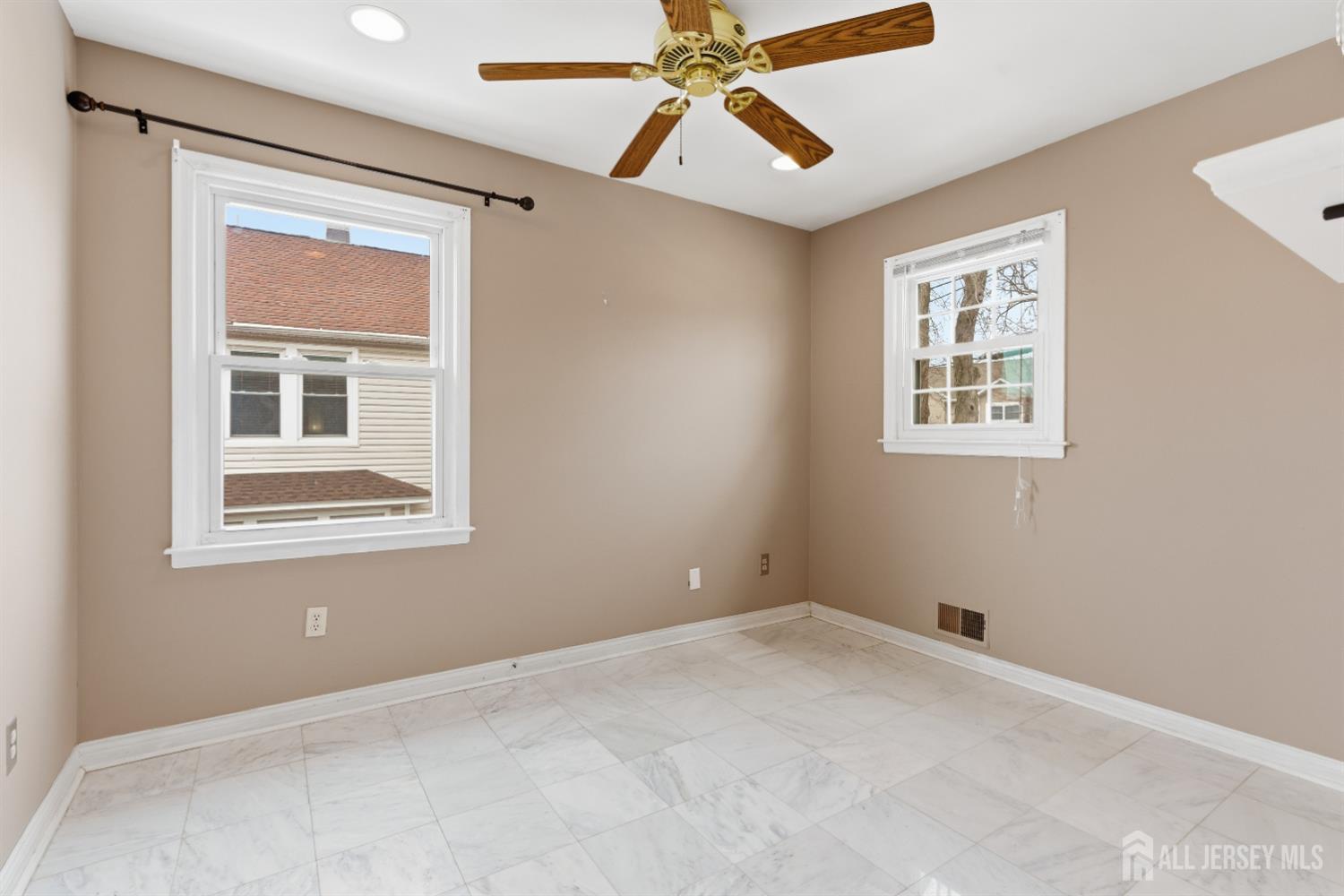 6 Cherry, Edison, NJ, 08817