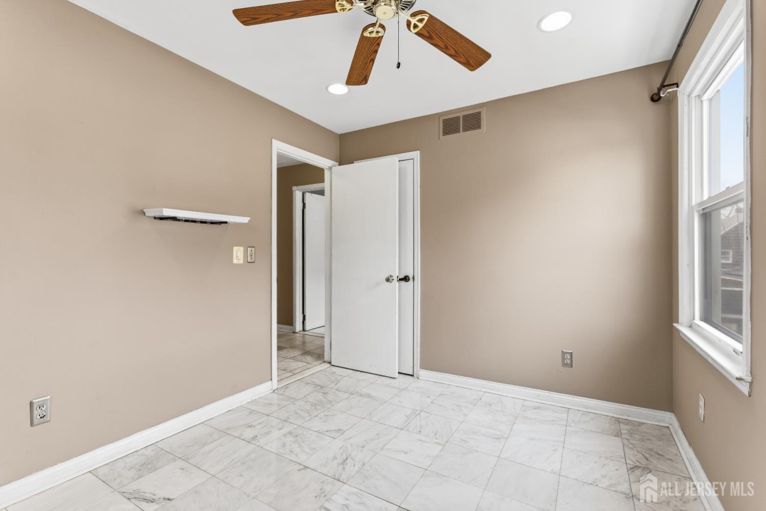 6 Cherry, Edison, NJ, 08817