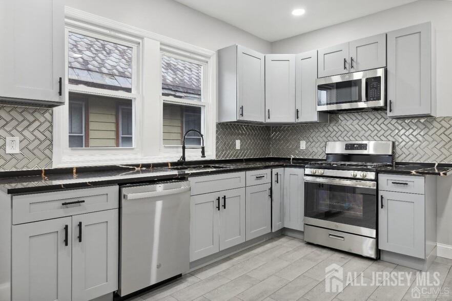 29 S S 2nd, Highland Park, NJ, 08904