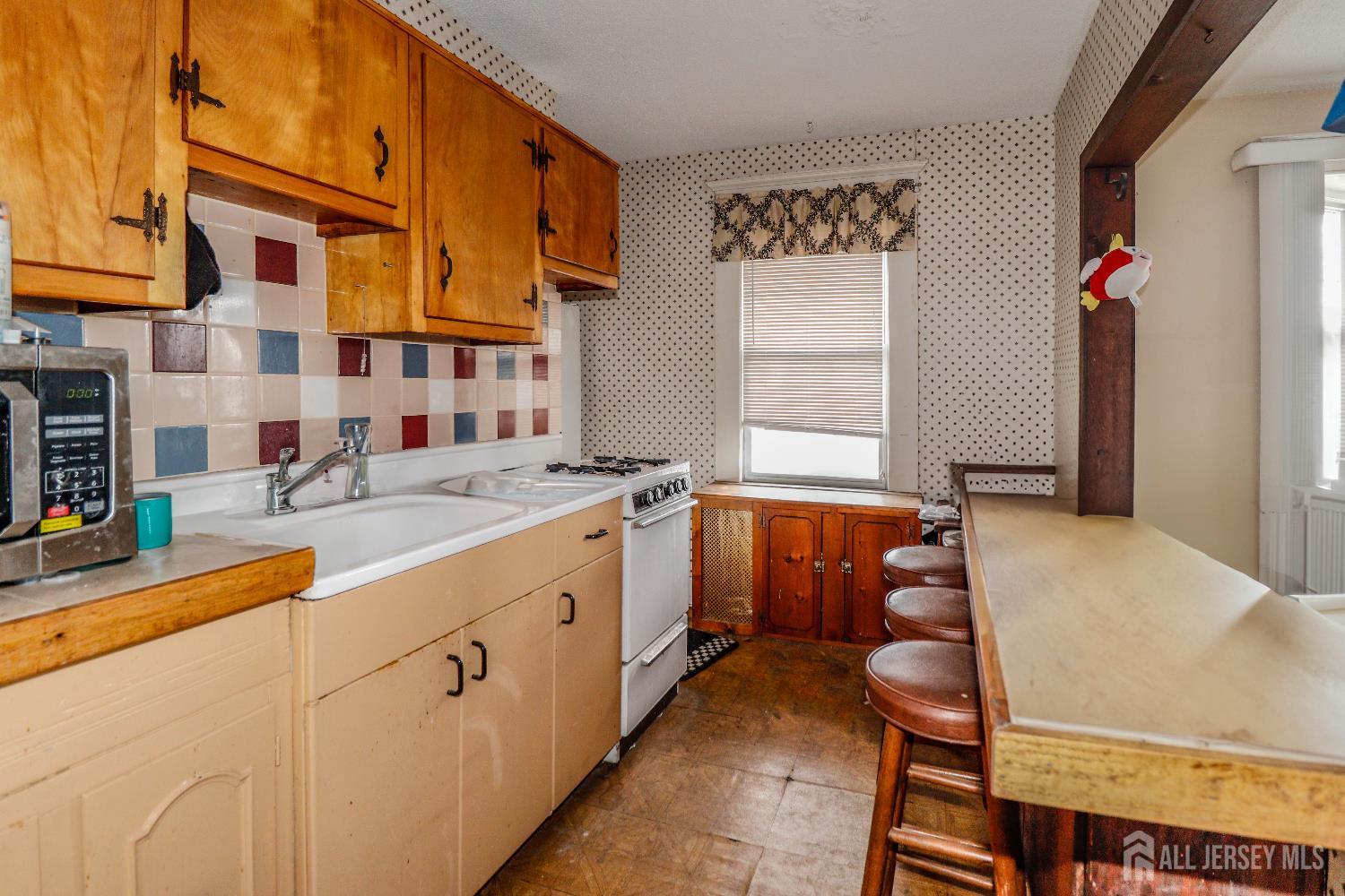 484 Old Post, Edison, NJ, 08817