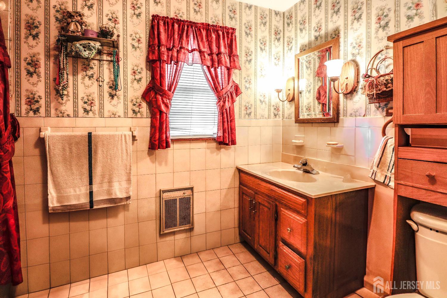 484 Old Post, Edison, NJ, 08817