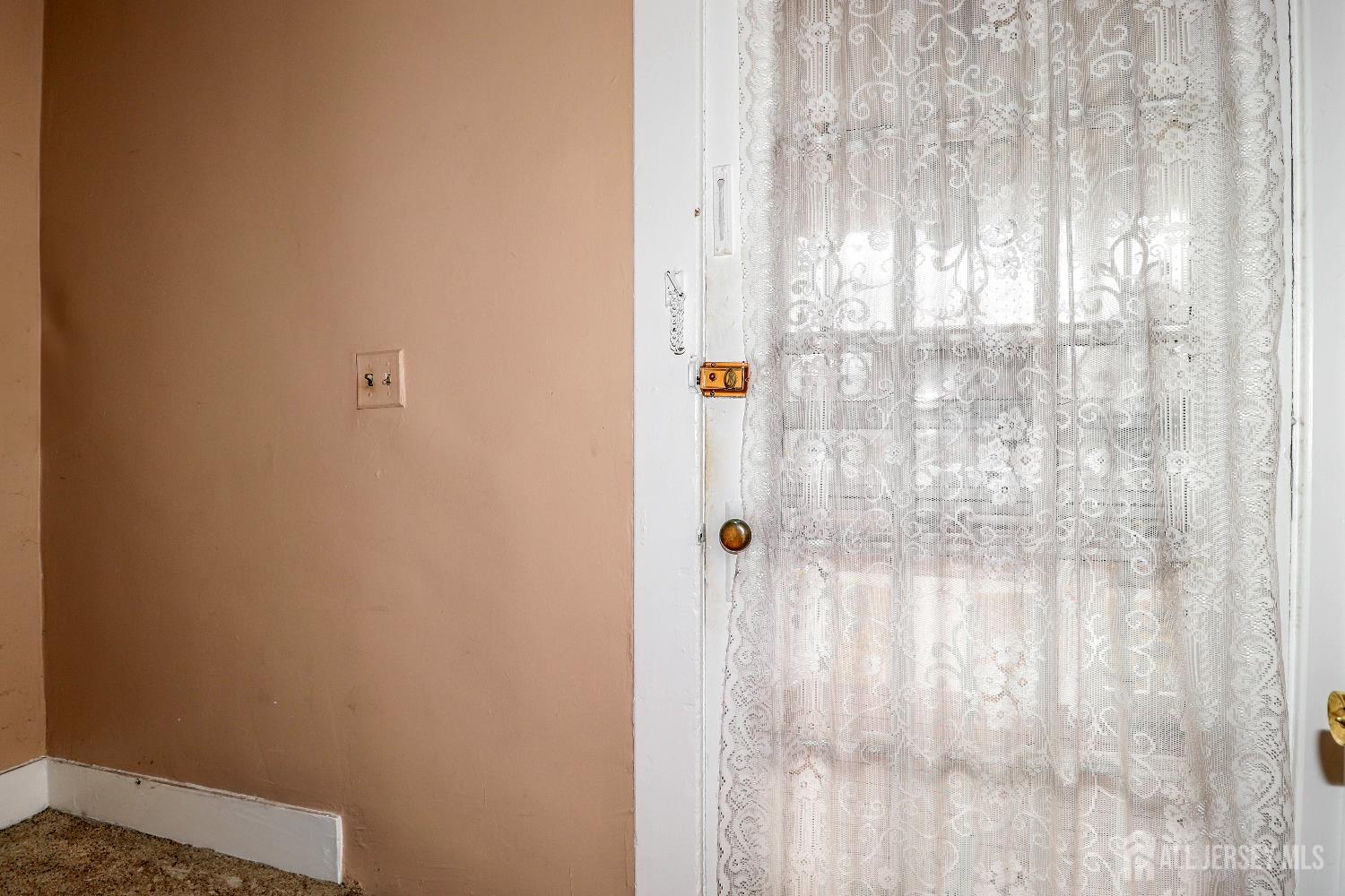 484 Old Post, Edison, NJ, 08817