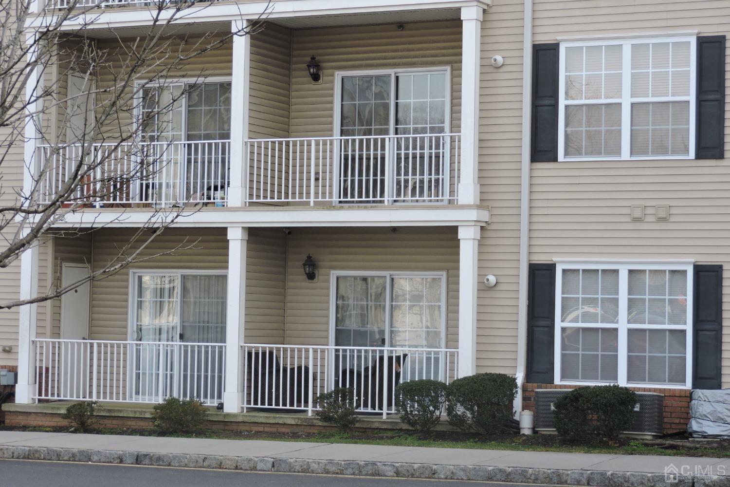 81 Liddle, Edison, NJ, 08837