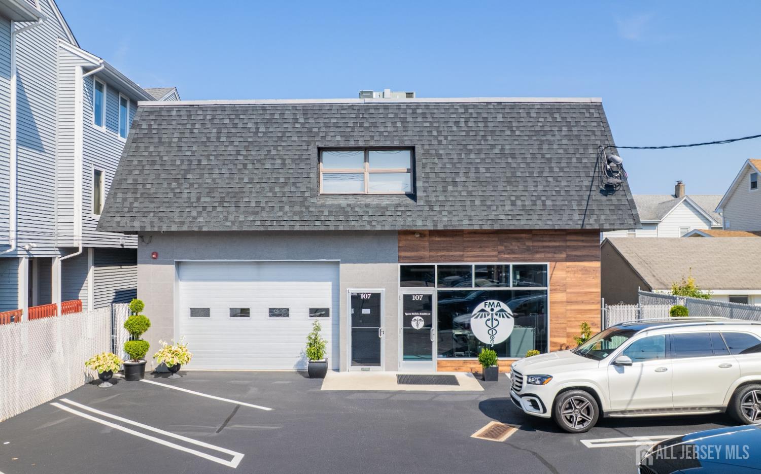 1245 US-1 UNIT 1L, Edison, NJ, 08837