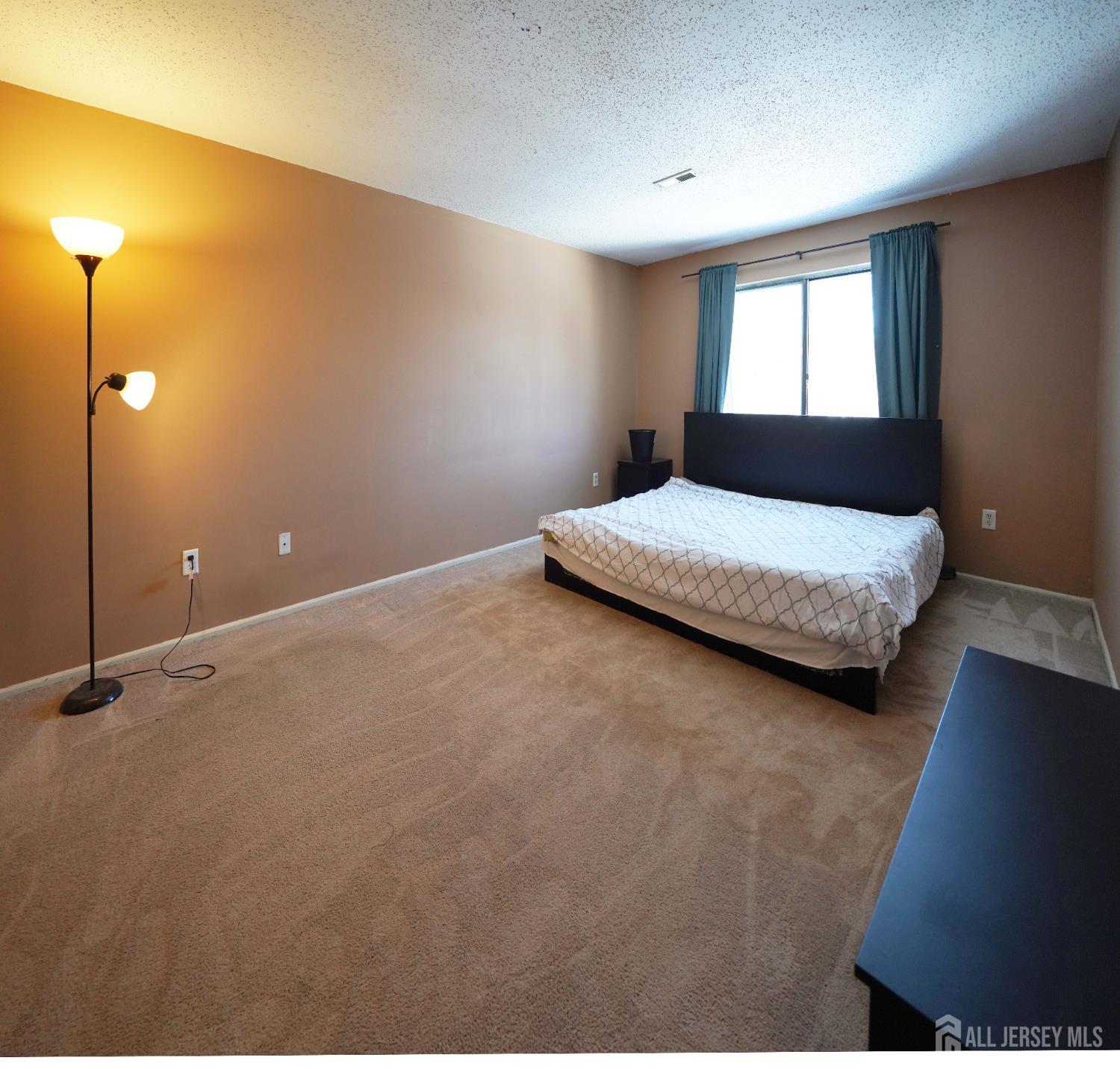 1111 EDISON GLEN, Edison, NJ, 08837