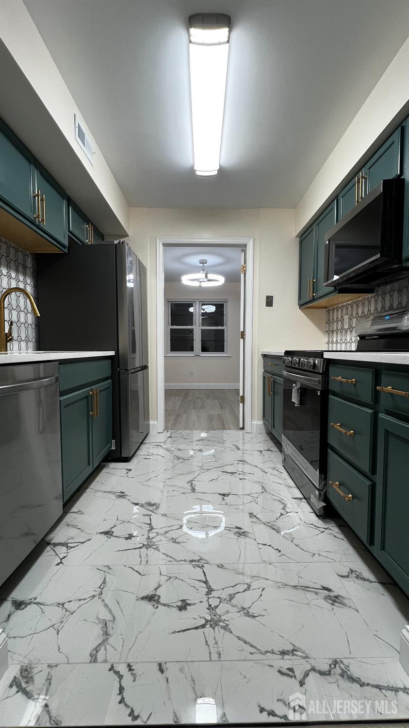 1214 Country Mill, East Windsor, NJ, 08512