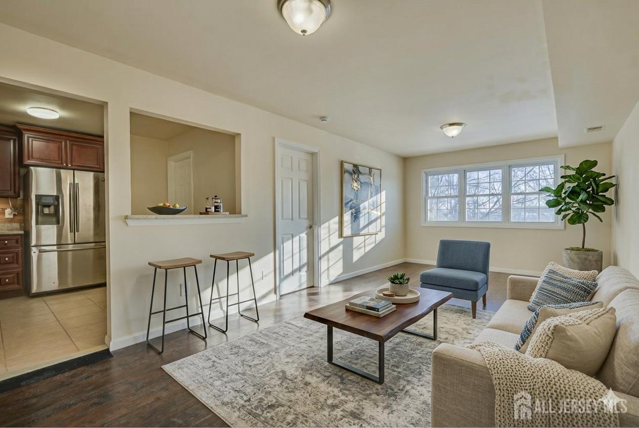 Homes for Sale in Edison, NJ