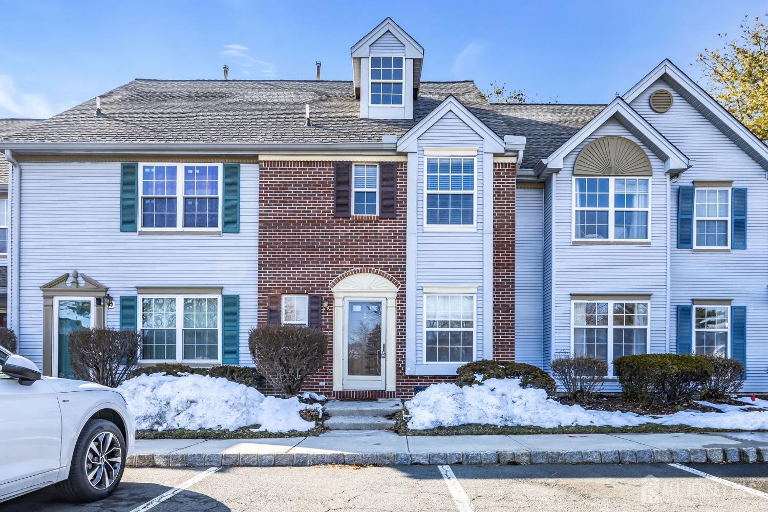 Homes for Sale in South Brunswick, NJ