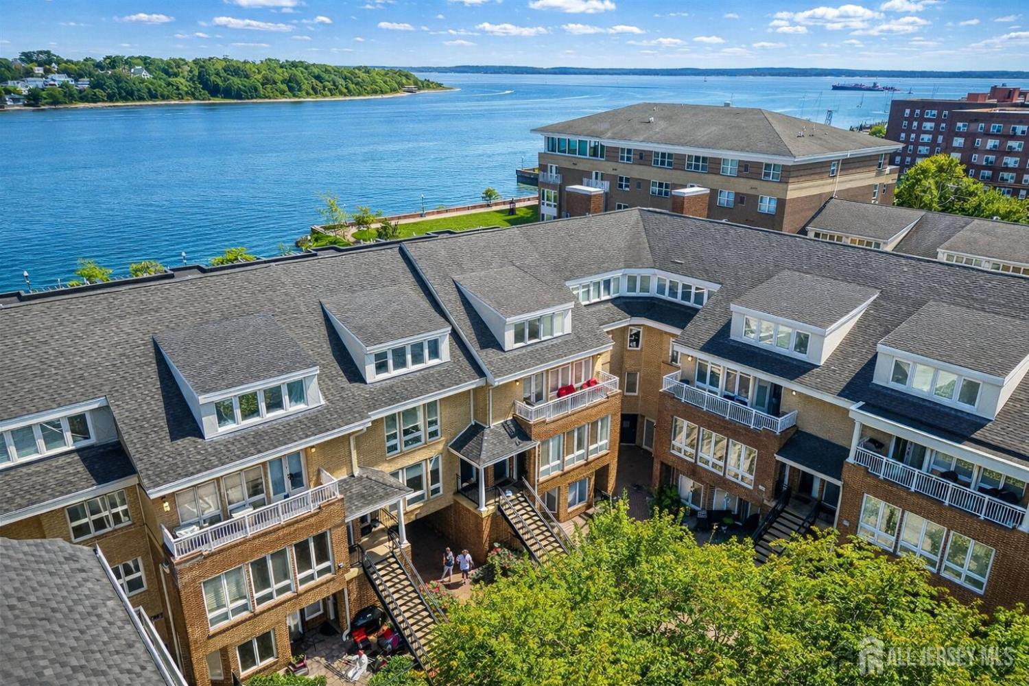 Homes for sale in Perth Amboy, NJ | 368 Rector St #408, Perth Amboy, NJ 08861 | MLS# 2611185R