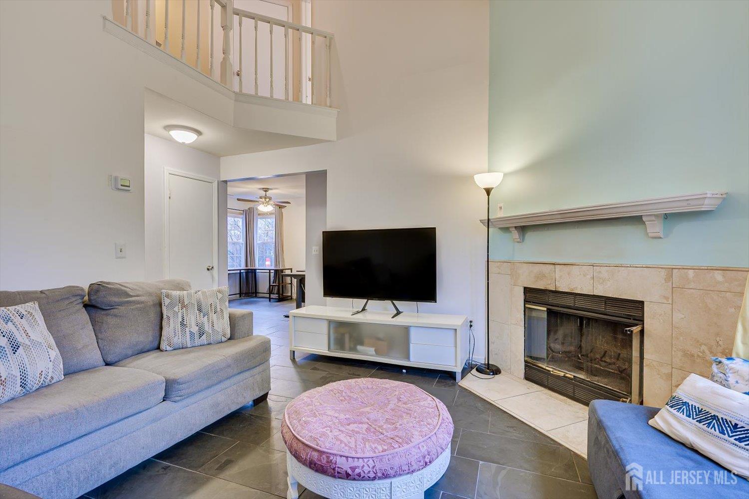 63 Renaissance, New Brunswick, NJ, 08901