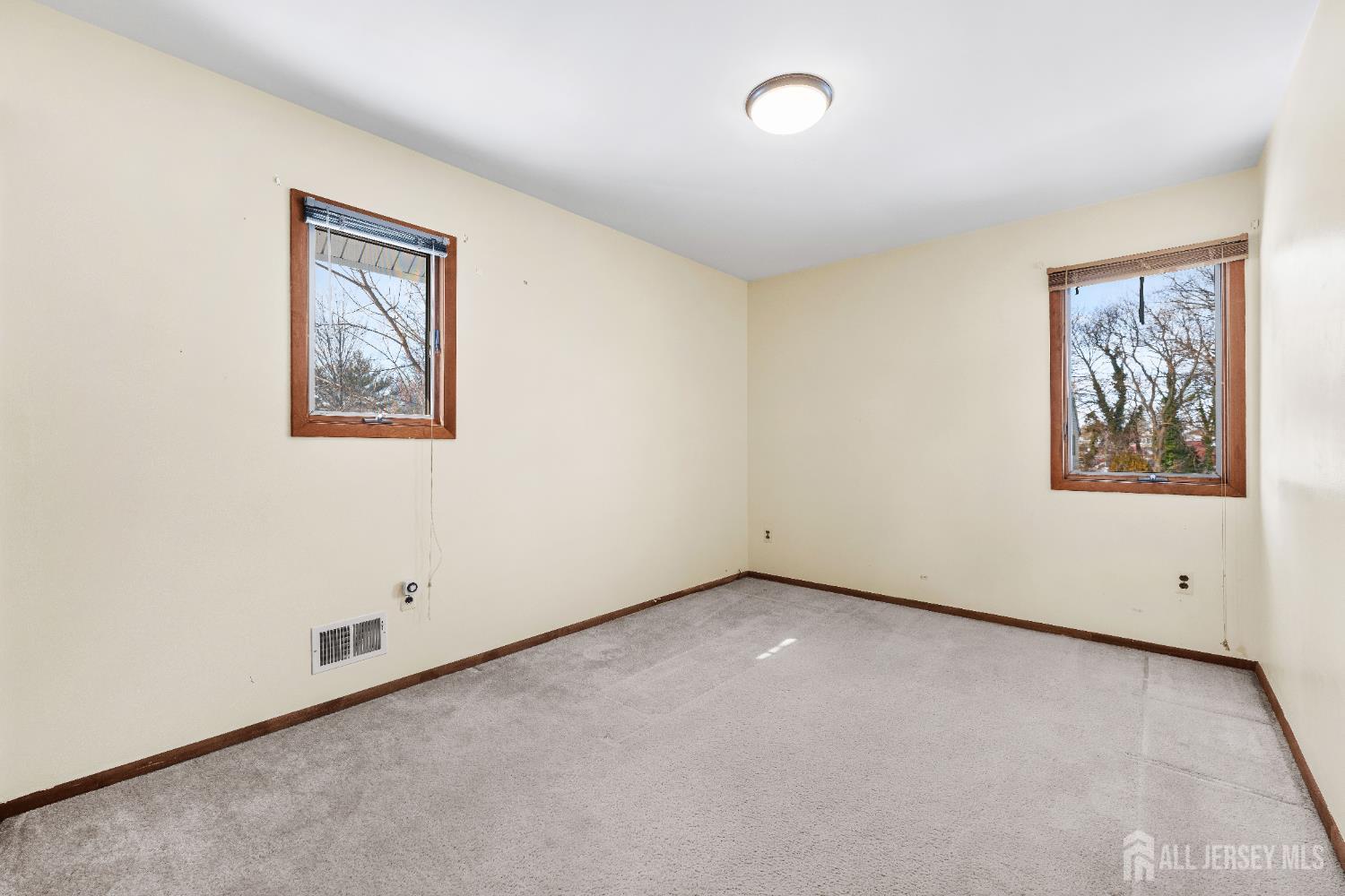 18 Erik, North Brunswick, NJ, 08902