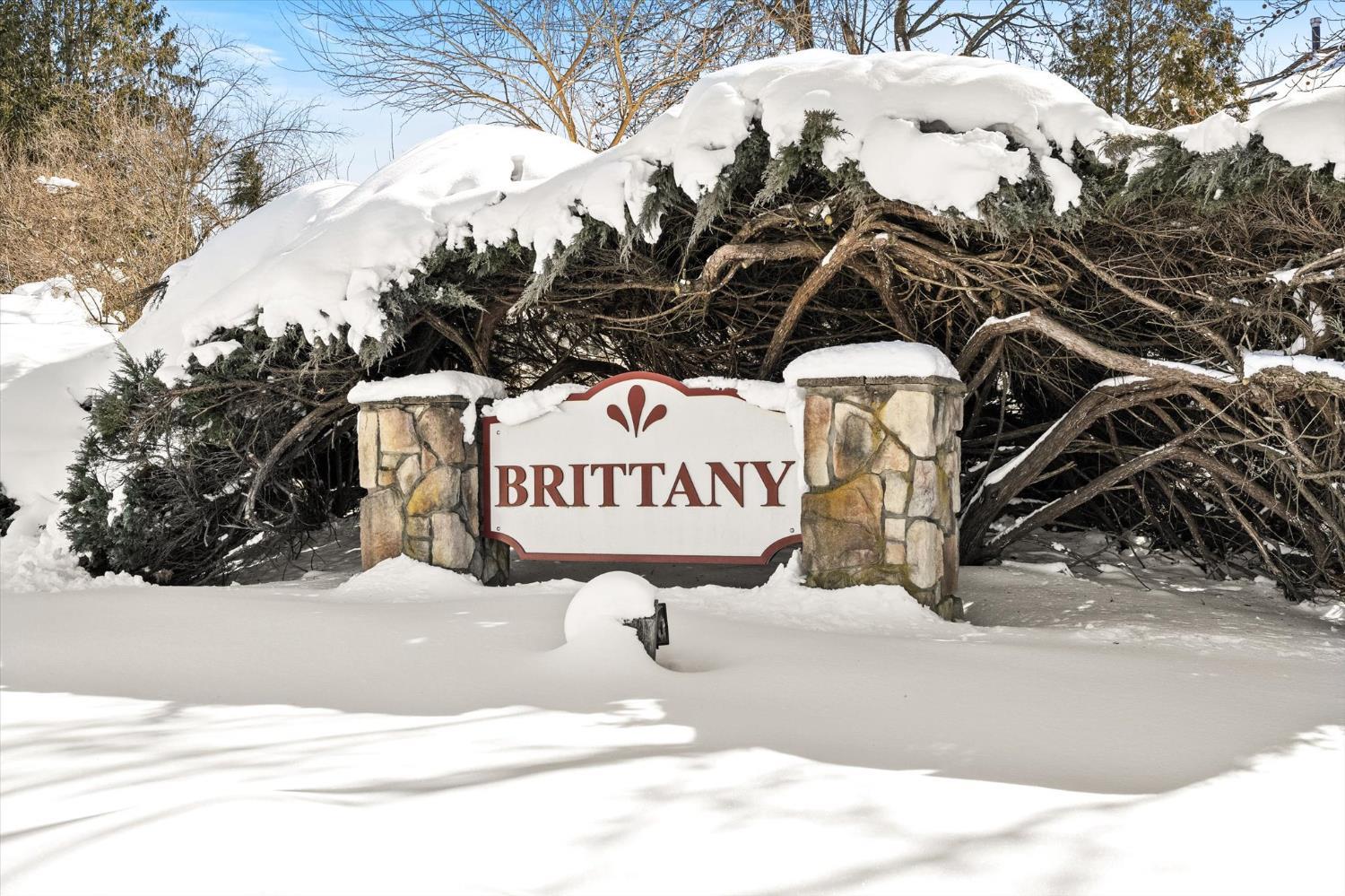 Photo of 83 tennyson drive, plainsboro