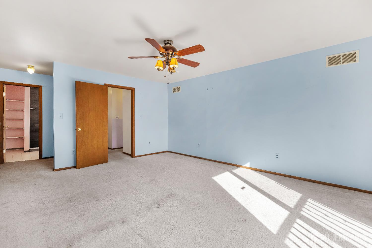 18 Erik, North Brunswick, NJ, 08902