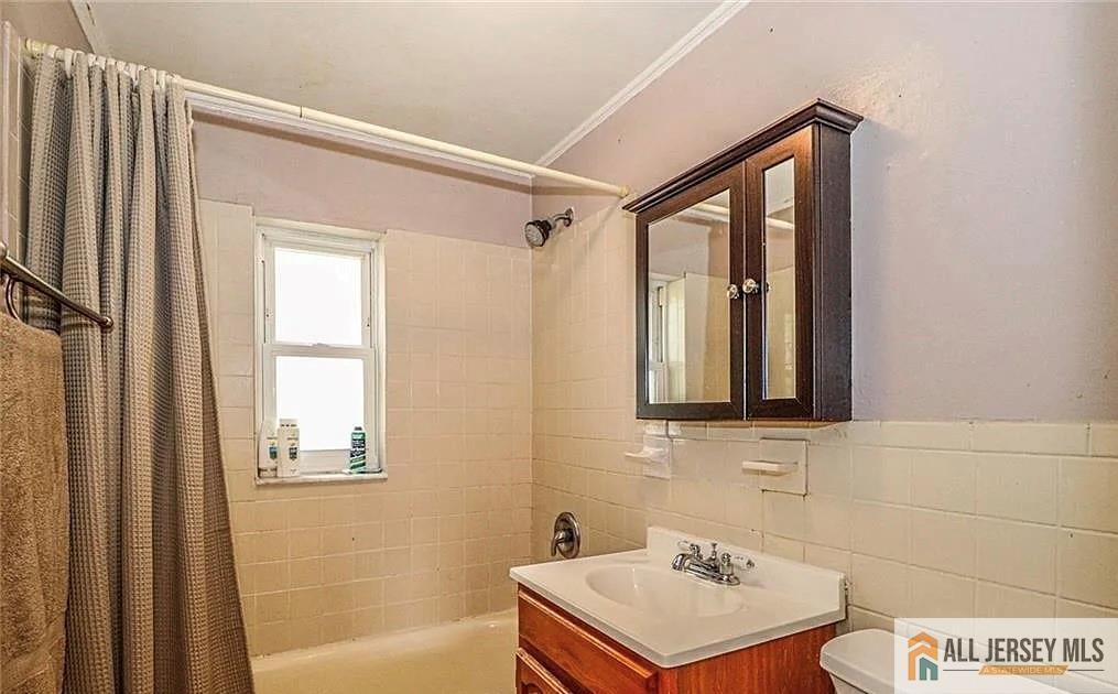 28 Garfield UNIT 2802, Edison, NJ, 08837