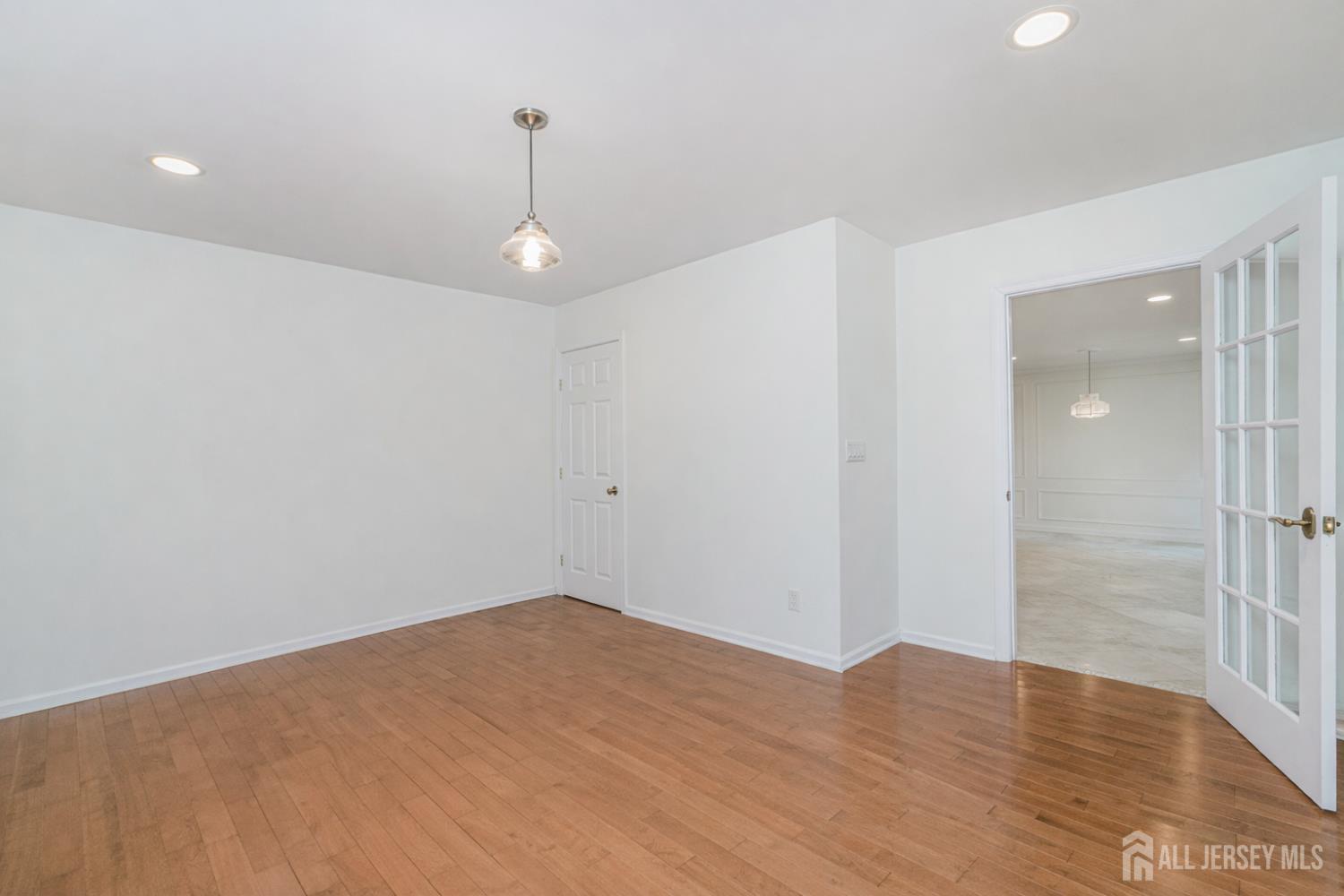 32 Rice, East Brunswick, NJ, 08816