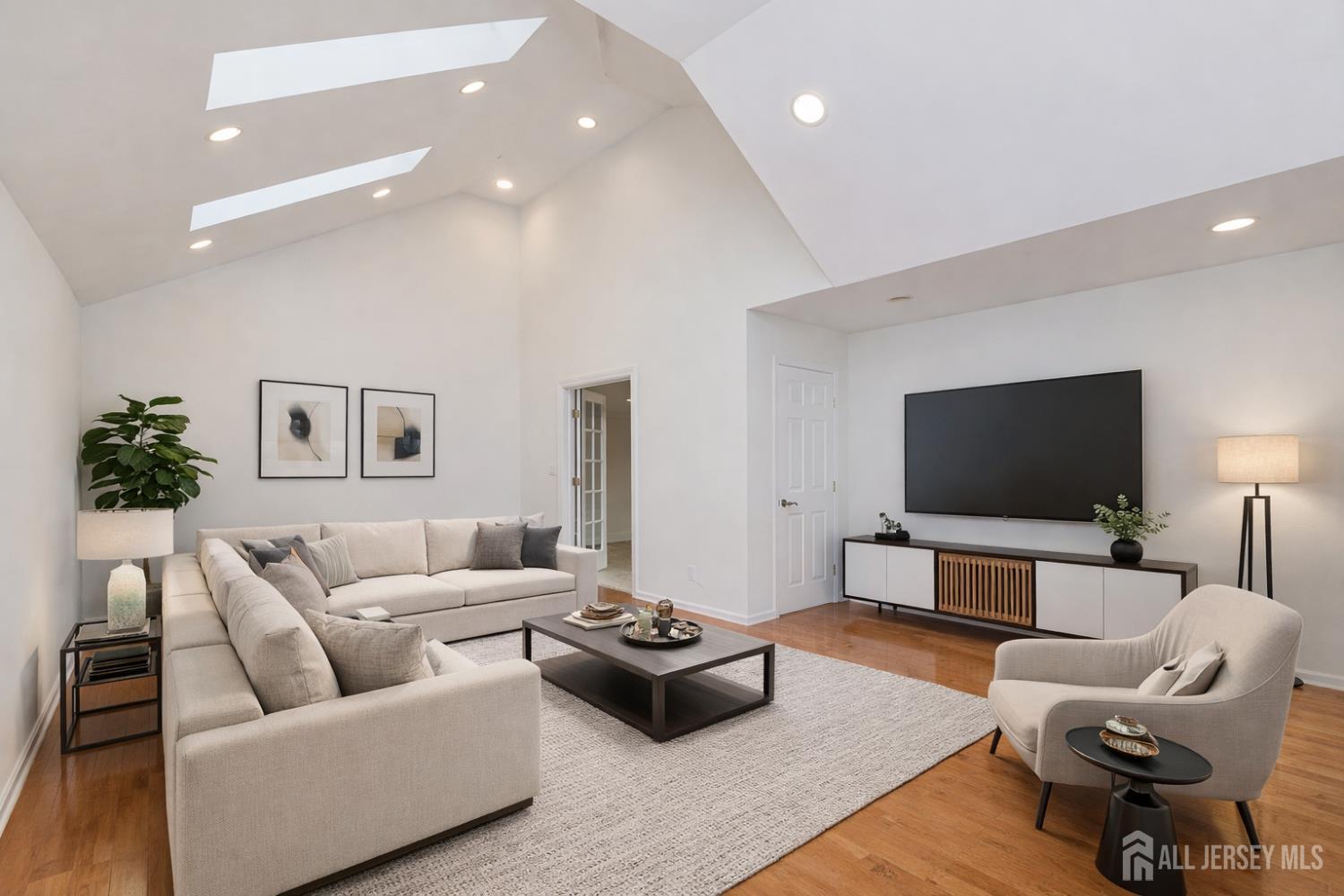 32 Rice, East Brunswick, NJ, 08816