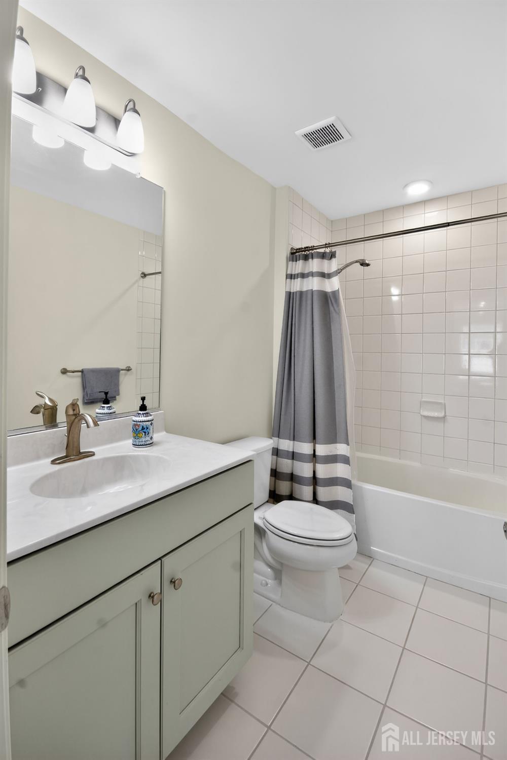 110 Grabowski, Sayreville, NJ, 08859